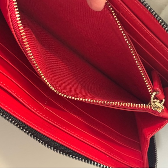 CHRISTIAN LOUBOUTIN Panettone wallet, EUC - Picture 7 of 9